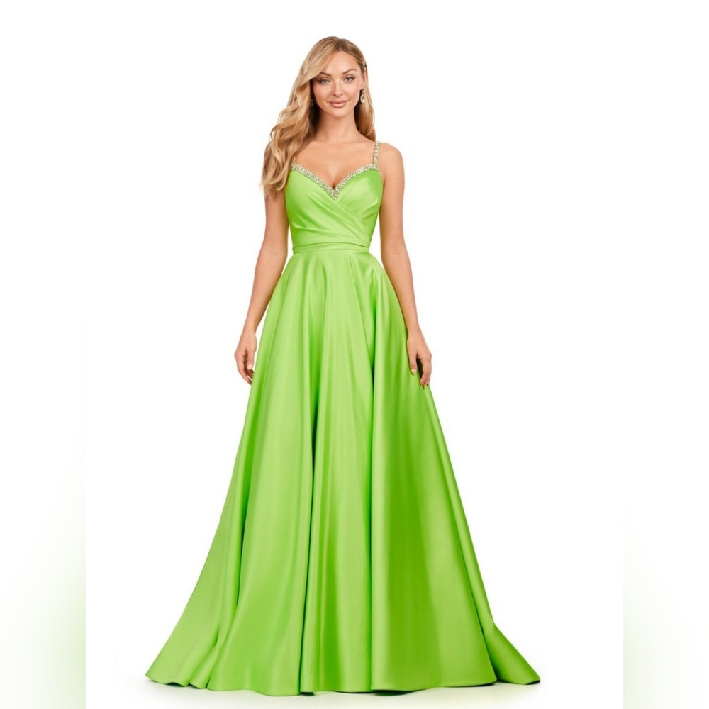 Stunning ball gown!